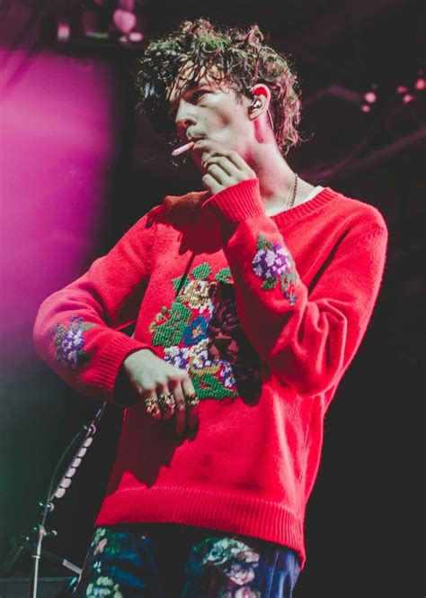 matty healy red gucci sweater